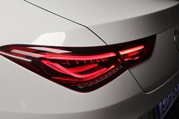 Mercedes-Benz CLA200 10 of 24