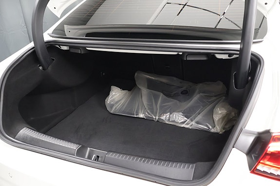 Mercedes-Benz CLA200 14 of 24