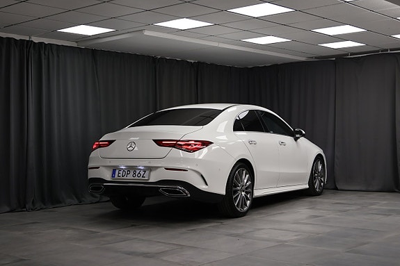 Mercedes-Benz CLA200 2 of 24