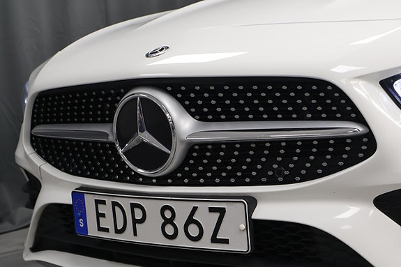 Mercedes-Benz CLA200 7 of 24