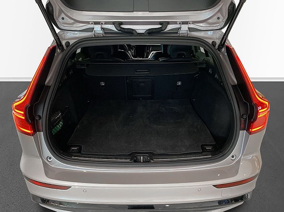 Volvo V60 14 of 16
