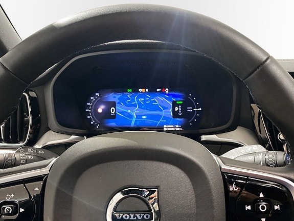 Volvo V60 12 of 16