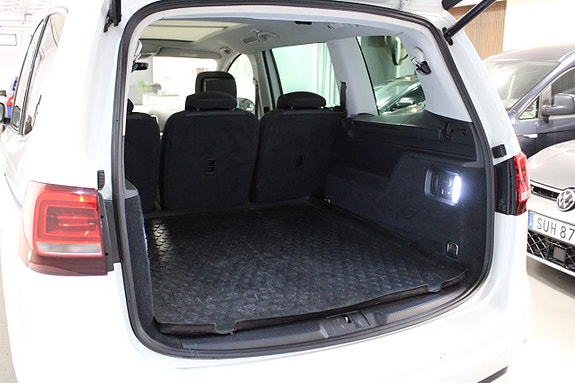 Volkswagen Sharan 9 of 14
