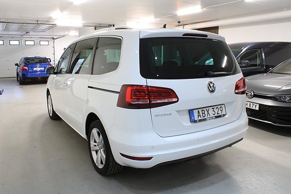 Volkswagen Sharan 3 of 14