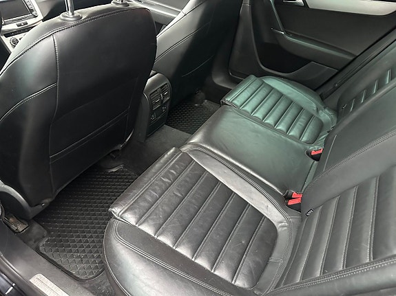 Volkswagen Passat Alltrack 6 of 7