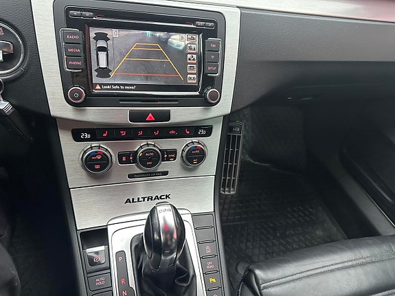 Volkswagen Passat Alltrack 7 of 7