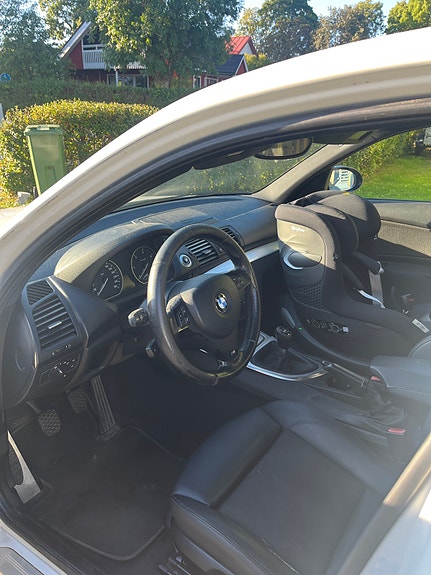 BMW 120d 5 of 7