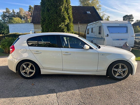 BMW 120d 3 of 7