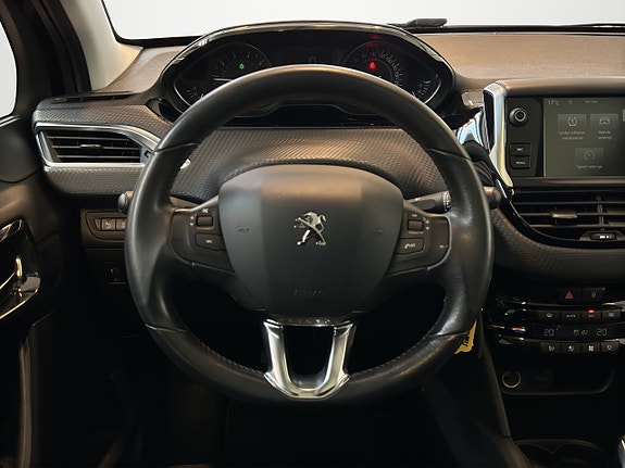 Peugeot 208 14 of 22