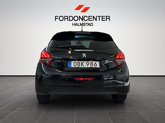 Peugeot 208 6 of 22