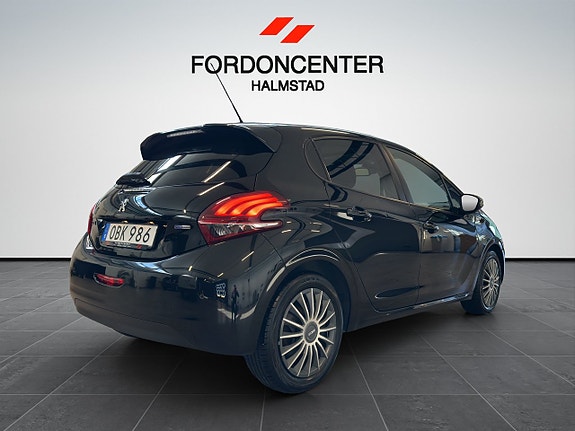Peugeot 208 5 of 22