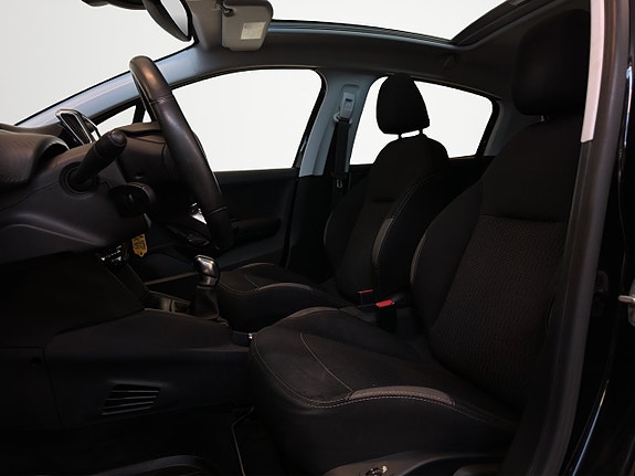 Peugeot 208 10 of 22