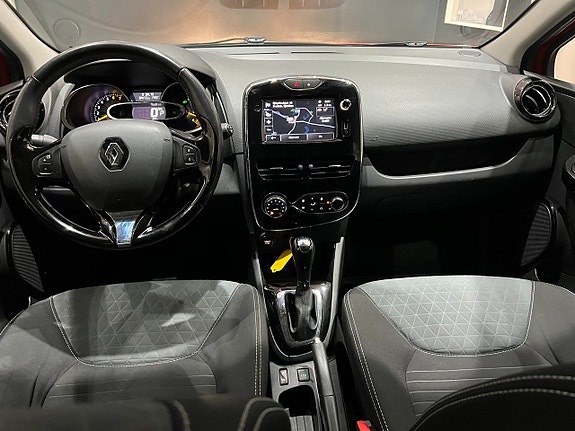 Renault Clio 14 of 22