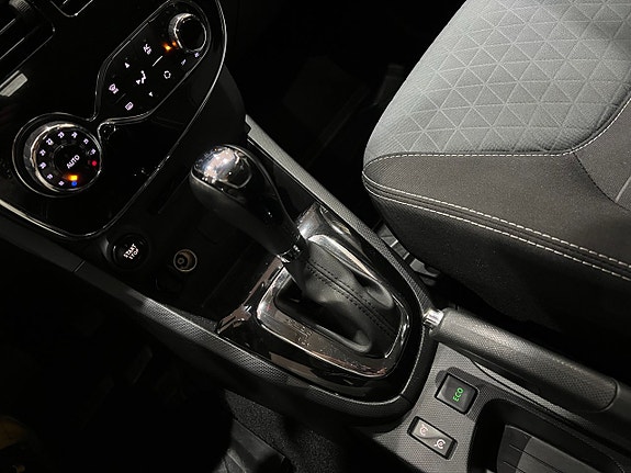Renault Clio 21 of 22