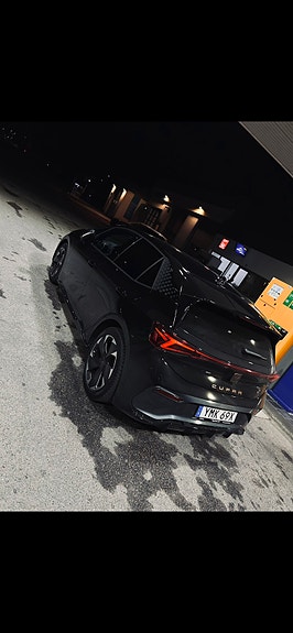 Cupra Born 2 of 2