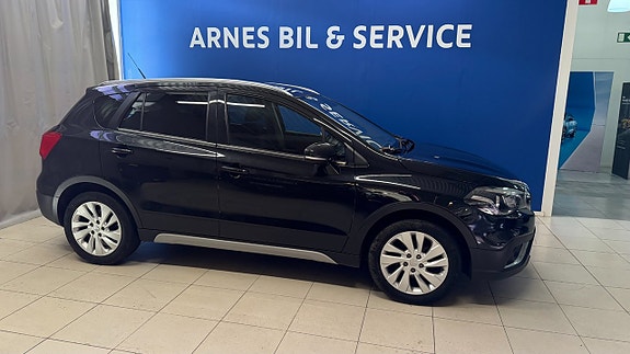 Suzuki S-Cross 2 of 9
