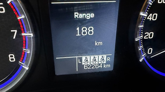 Suzuki S-Cross 8 of 9