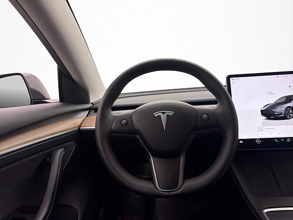 Tesla Model 3 14 of 30