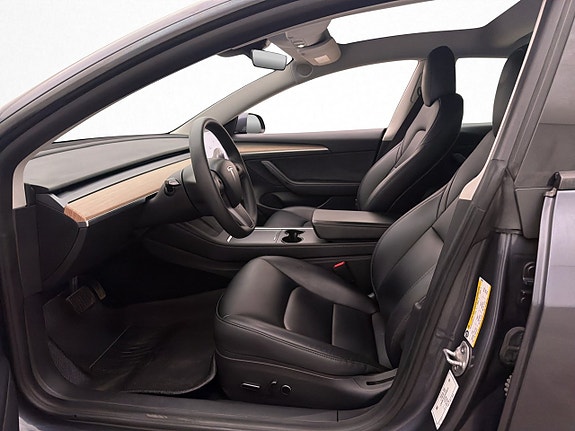 Tesla Model 3 12 of 30