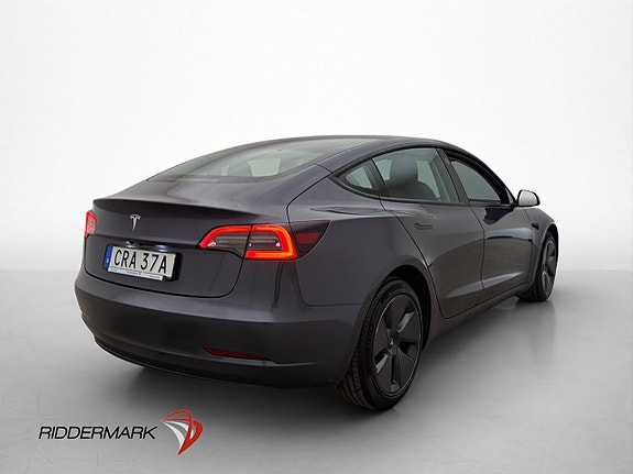 Tesla Model 3 9 of 30