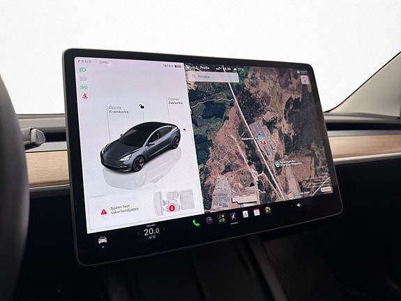 Tesla Model 3 25 of 30