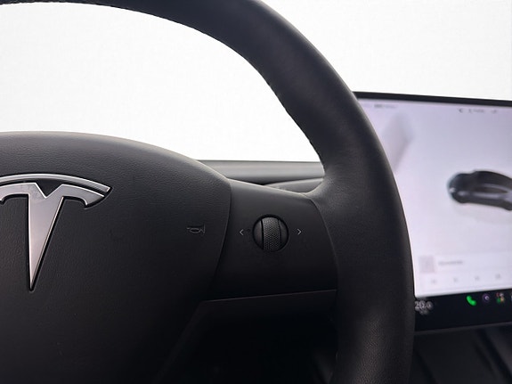 Tesla Model 3 20 of 30