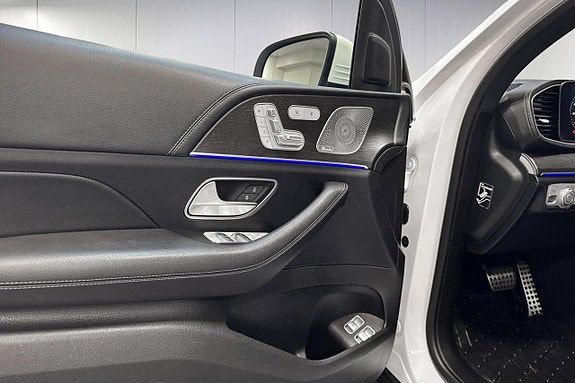 Mercedes-Benz GLS350 d 13 of 23