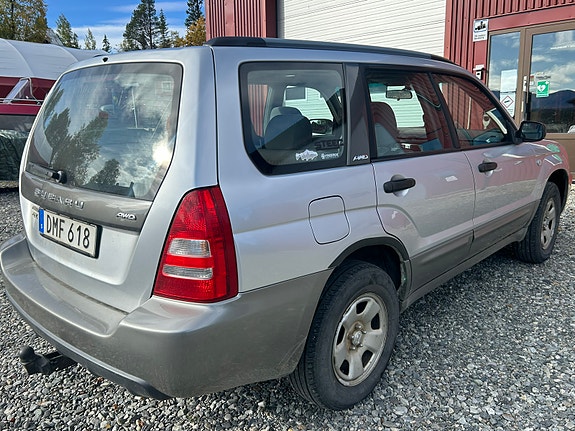 Subaru Forester 4 of 6