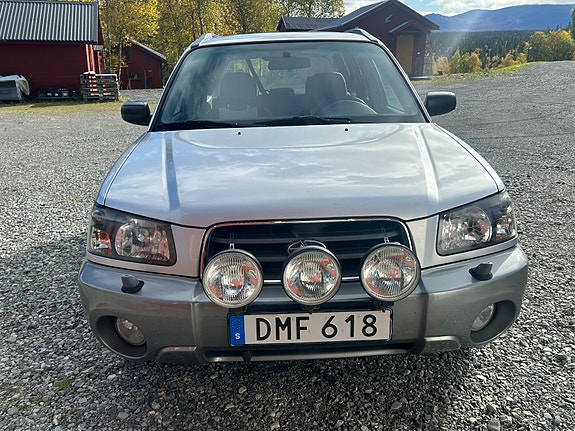 Subaru Forester 3 of 6