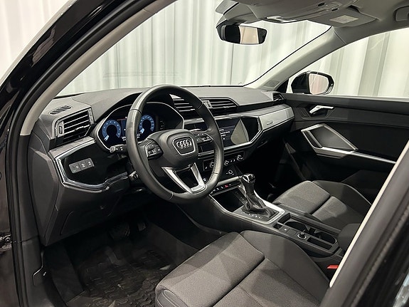 Audi Q3 8 of 14