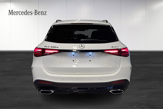Mercedes-Benz GLC400 e 13 of 15