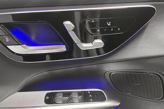 Mercedes-Benz GLC400 e 12 of 15