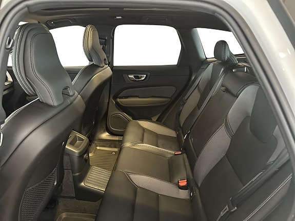 Volvo XC60 7 of 19