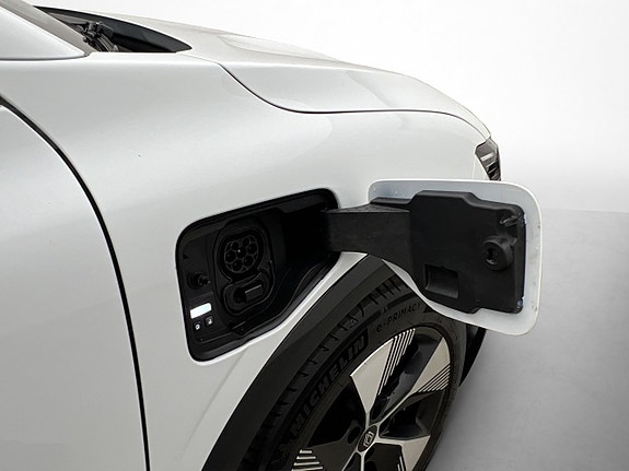 Renault Megane E-Tech 29 of 30