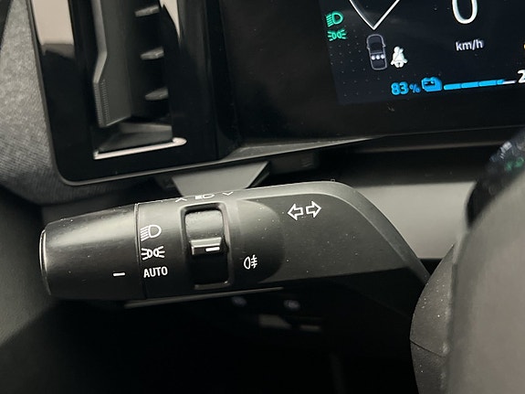 Renault Megane E-Tech 19 of 30
