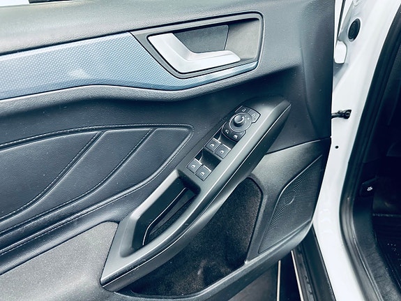 Ford Focus 14 of 18