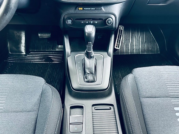 Ford Focus 11 of 18