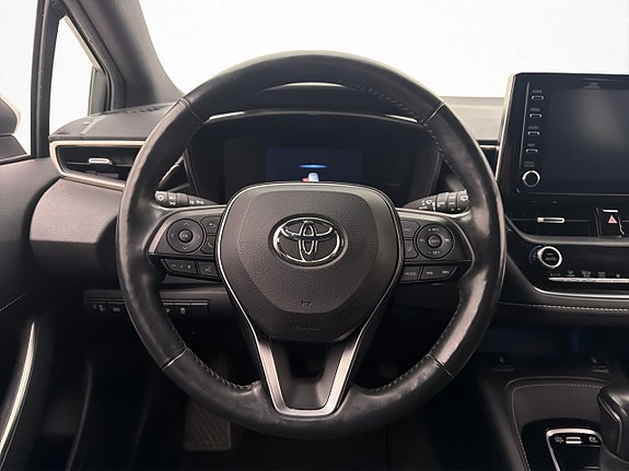 Toyota Corolla 13 of 29