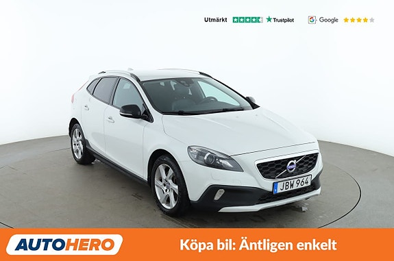 Volvo V40 Cross Country 8 of 30