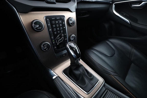 Volvo V40 Cross Country 24 of 30
