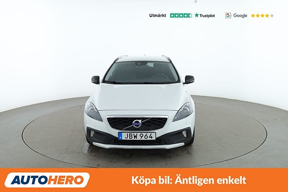 Volvo V40 Cross Country 9 of 30