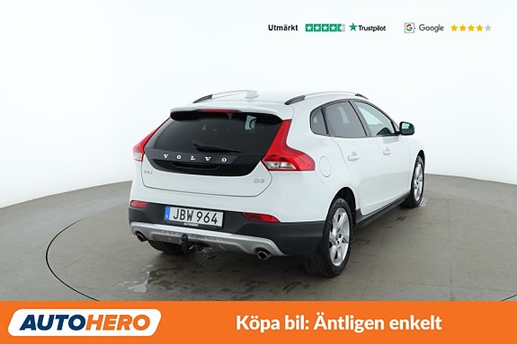Volvo V40 Cross Country 6 of 30