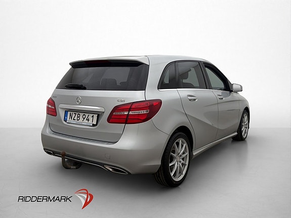 Mercedes-Benz B180 8 of 30