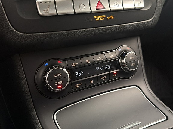 Mercedes-Benz B180 21 of 30