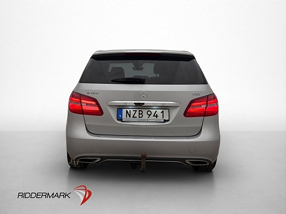 Mercedes-Benz B180 7 of 30