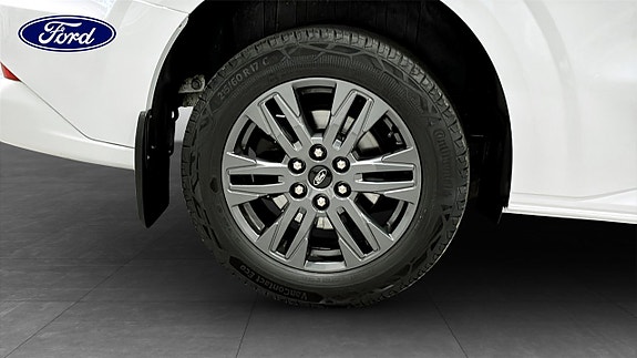 Ford Custom Tourneo 9 of 12