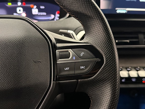 Peugeot 5008 21 of 30