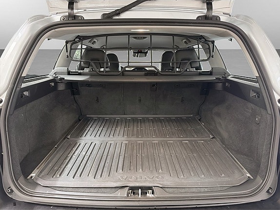 Volvo XC70 18 of 19