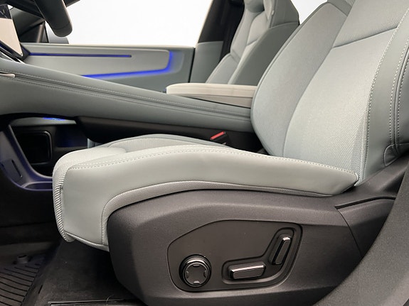 Polestar 4 17 of 30