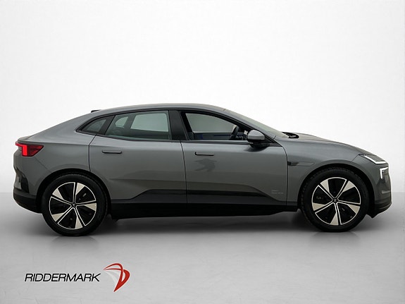Polestar 4 9 of 30